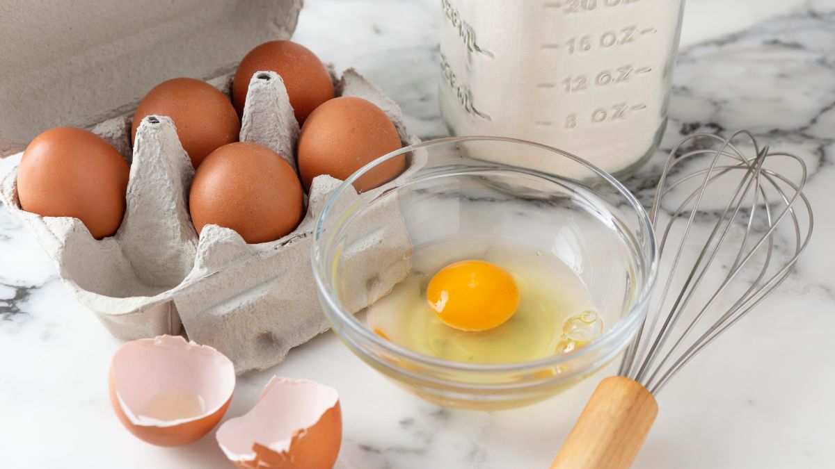 Mantenha uma alimentação balanceada, assim como uma rotina regular de exercícios e poderá alcançar os resultados desejados (Fotos: Freepik)