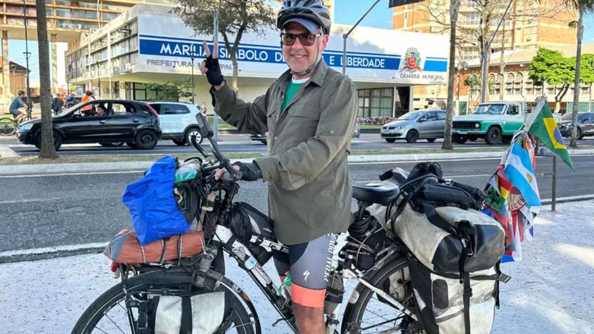 Ao chegar a Marília, onde foi recebido com festa e uma "motobicicarreata", o ciclista expressou um sentimento de missão cumprida e gratidão por estar vivo após tantas adversidades. - (Fotos: Arquivo Pessoal)