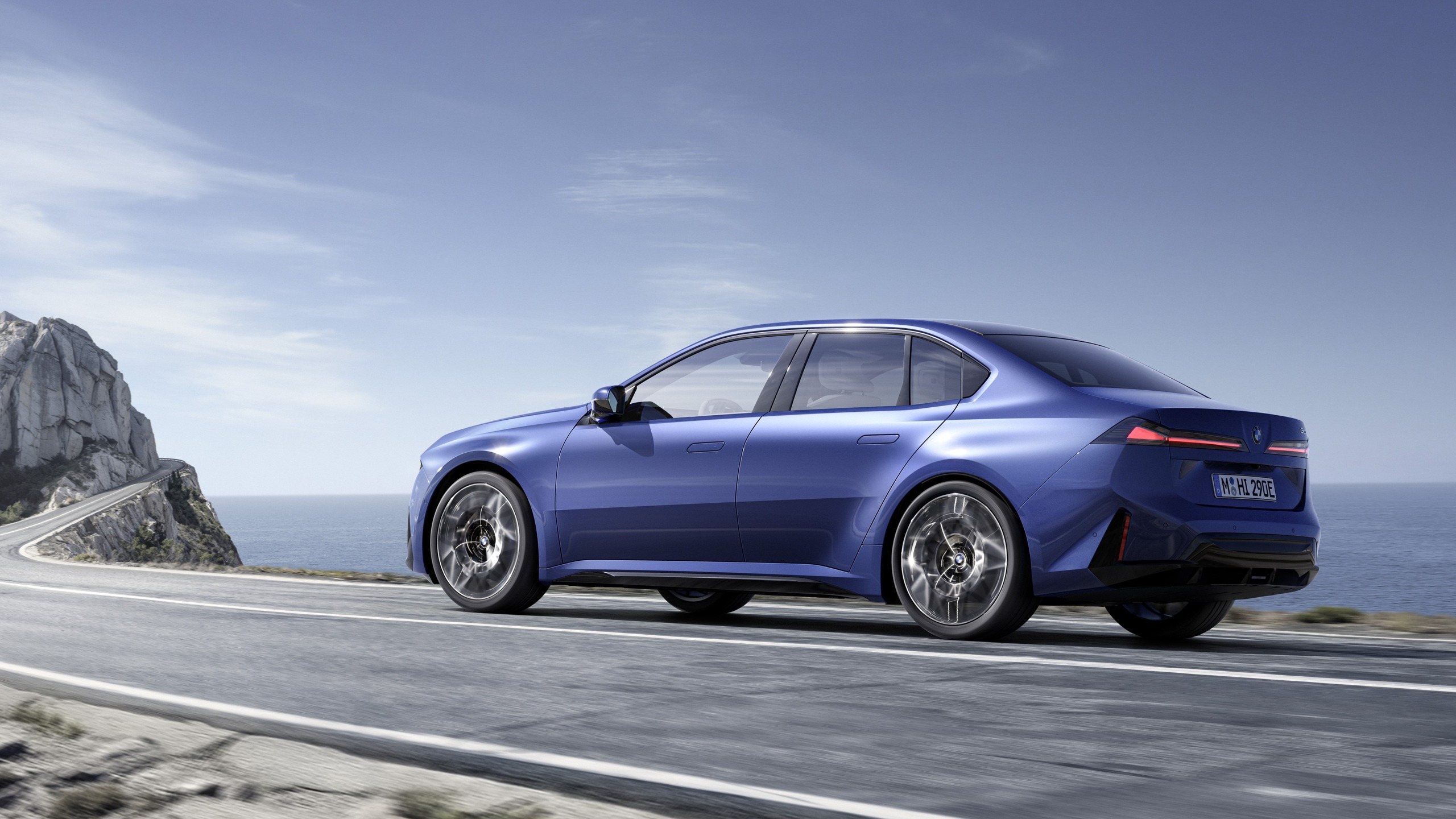 O i3 representa uma interpretação moderna dos traços de design característicos de um sedã BMW/Divulgação