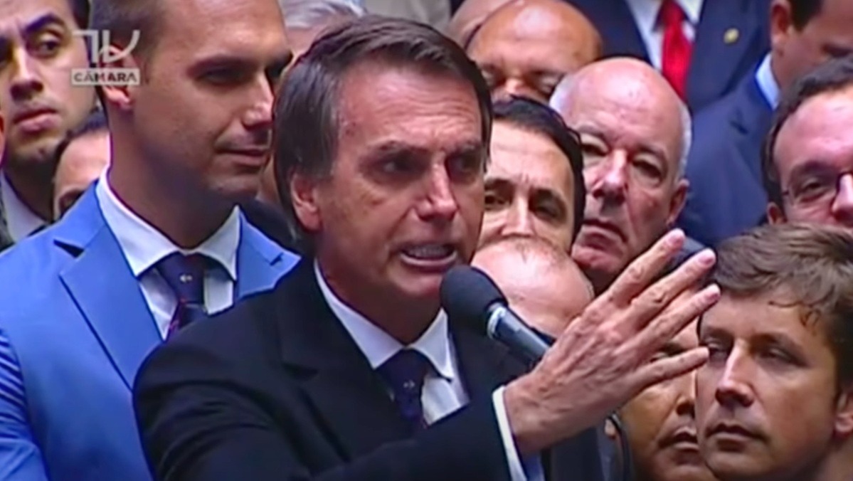 Jair Bolsonaro, então deputado federal, votou pelo impeachment de Dilma/Reprodução