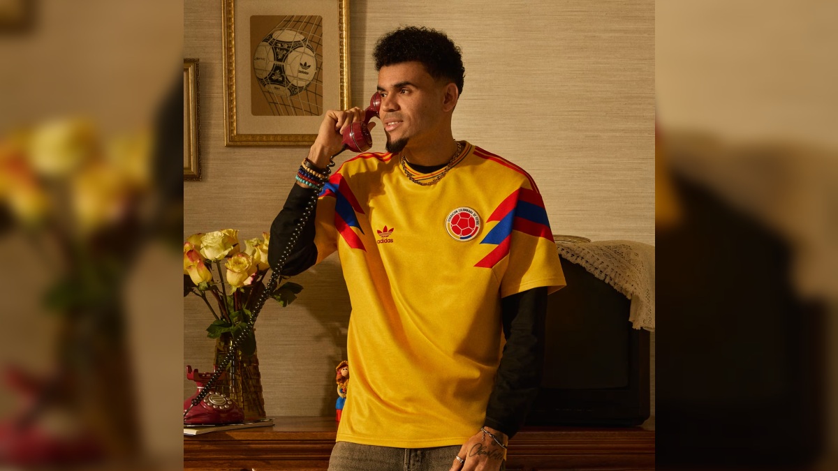 Camisa da Colômbia inspirada na temporada 1990