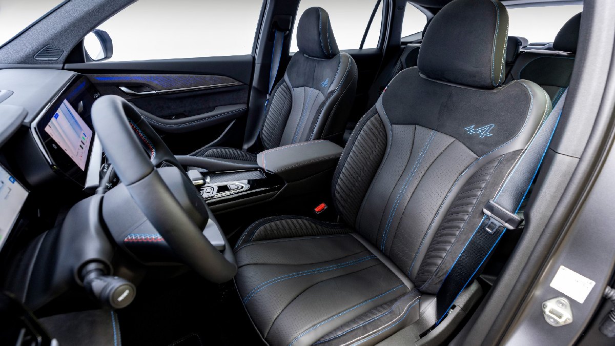 O design externo do Koleos é um fator de diferenciação no segmento, expressando solidez, valor percebido, tecnologias incorporadas e características premium