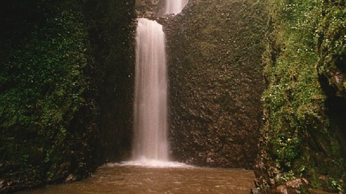 Cachoeira Cassorova, em Brotas