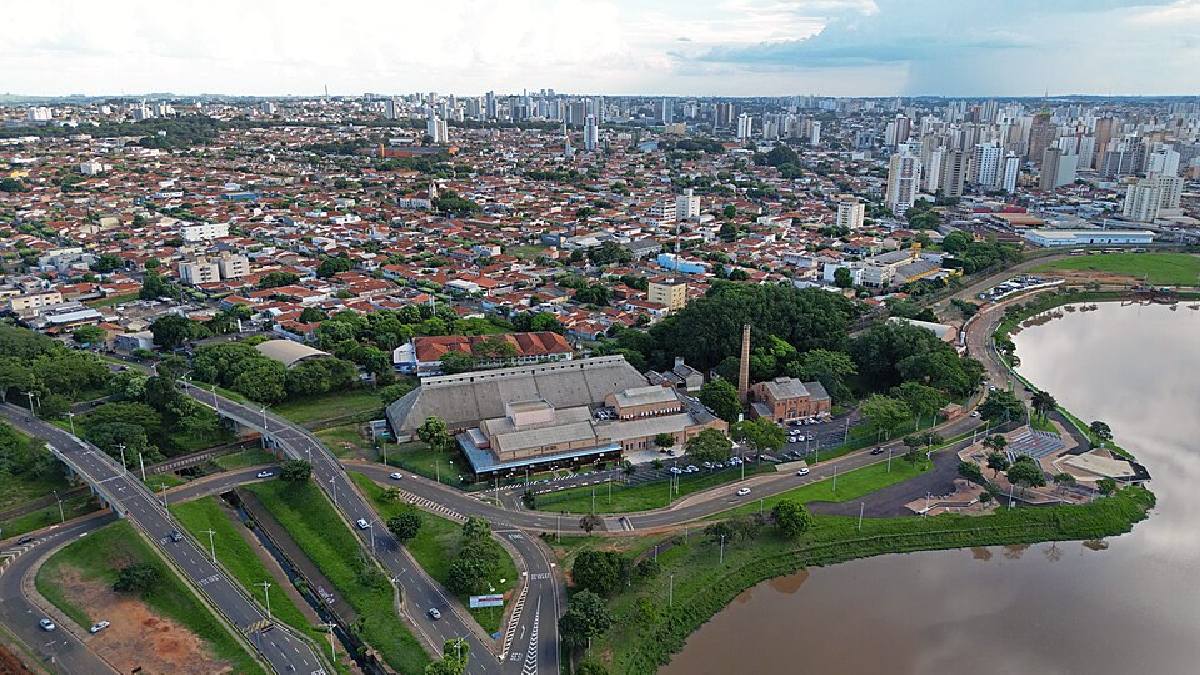 O Complexo Swift é um dos equipamentos culturais mais conhecidos da cidade (Foto: Marcos Morelli / Wikimedia Commons)