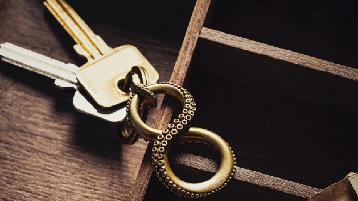 Gavetas organizadas podem funcionar como zona de apoio, mas o ideal é que a chave fique em um ponto visível e fácil de alcançar (Foto: COPPERTIST WU / Pexels)
