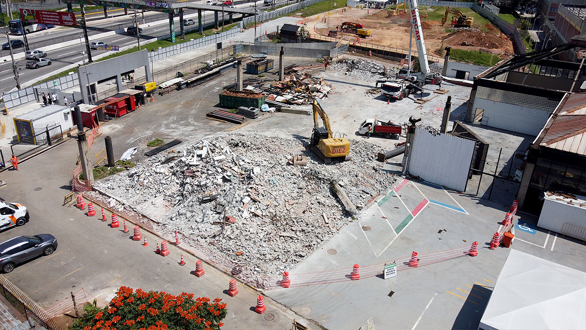 Teve início a fase de escavações da futura estação do Metrô no município, que será a primeira do sistema metroviário construída fora dos limites da capital paulista.