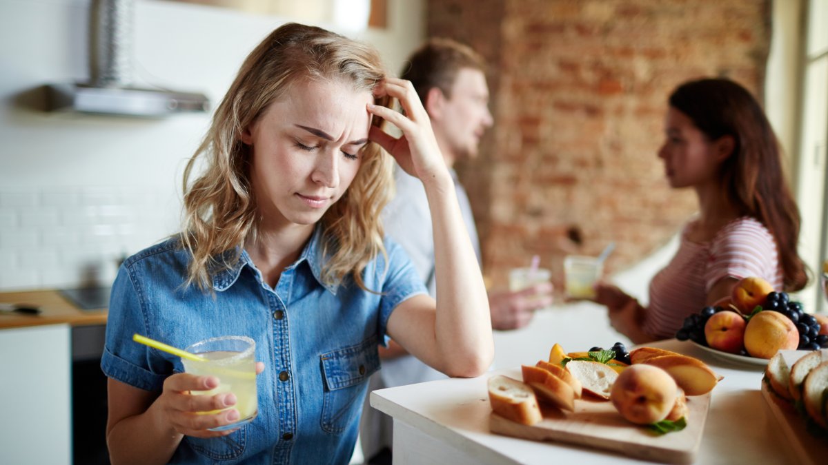 Quem usa canetas emagrecedoras não pode deixar de comer só porque não sente fome