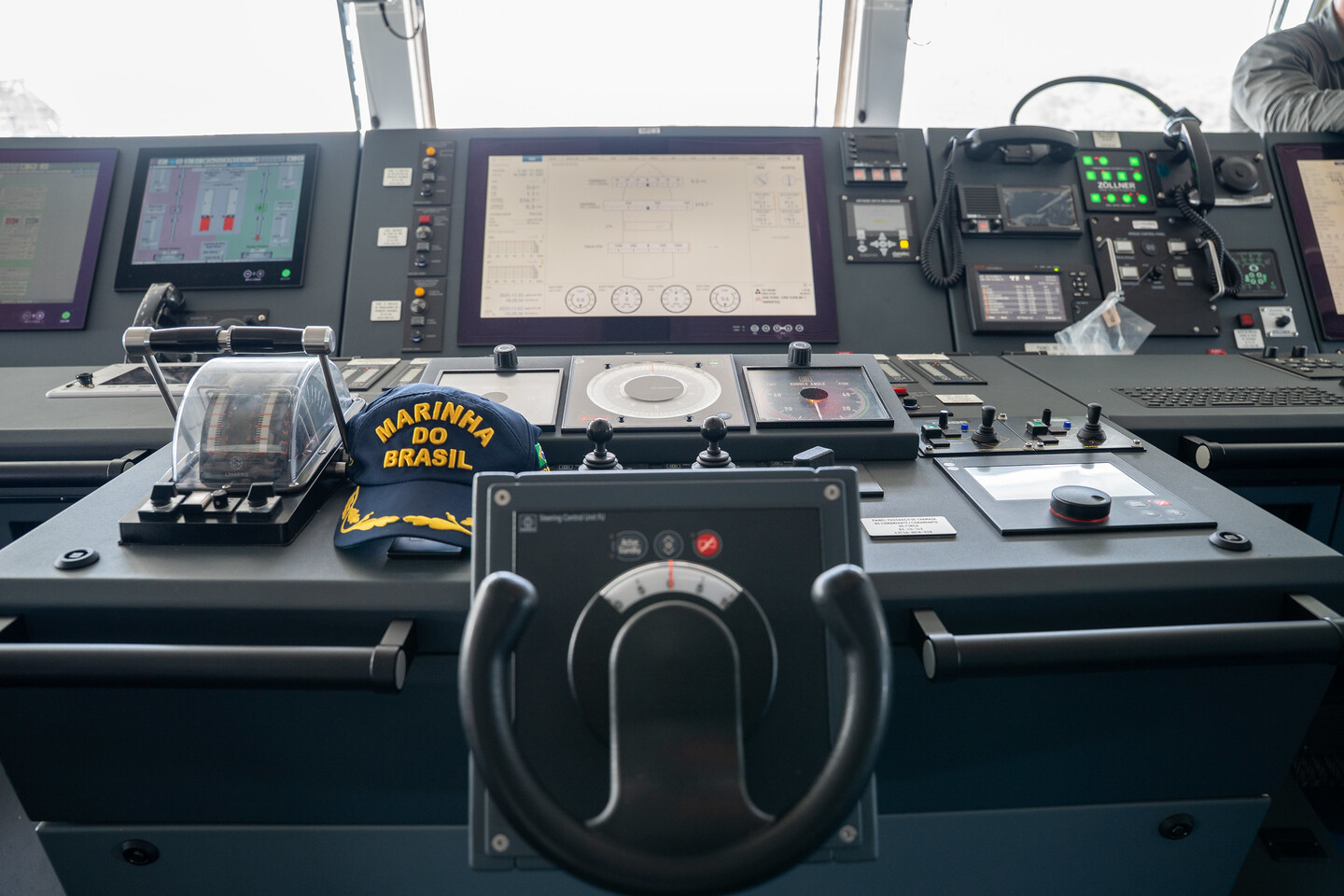 'A licitação não se restringe à aquisição de um software específico, mas consiste na contratação de serviços especializados integrado', disse a Marinha/Marinha do Brasil