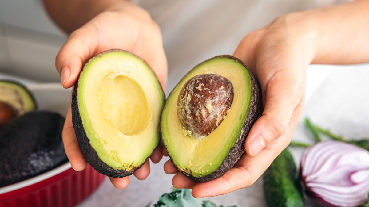 Além de nutritivo, o abacate contém gorduras consideradas benéficas para o organismo (Fotos: Freepik)