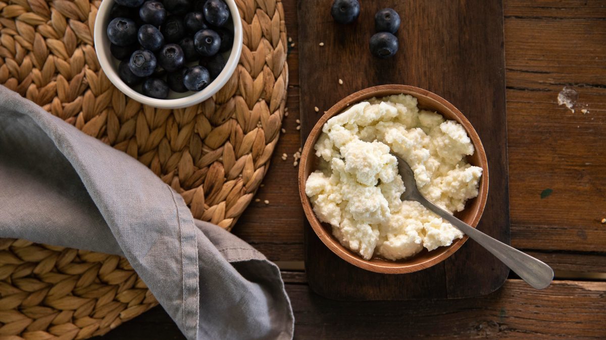 Nos últimos anos, o produto voltou a ganhar espaço nas dietas equilibradas porque oferece proteínas de alta qualidade e micronutrientes importantes (Fotos: Freepik)