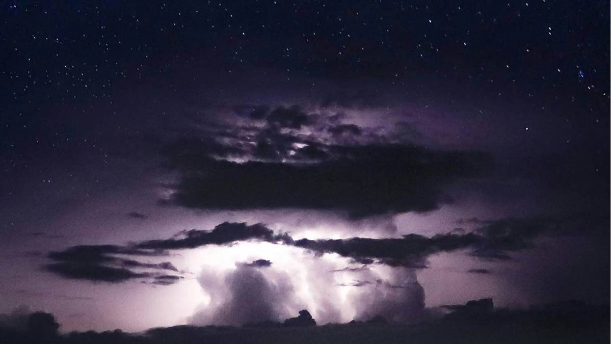 Entender esses fenômenos ajuda a explicar como funcionam as tempestades, dentro e fora do nosso planeta