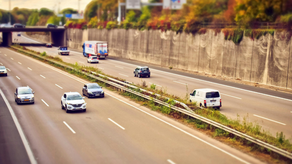 Licenciamento bloqueado é uma das principais consequências do IPVA em atraso (Foto: Pexels)