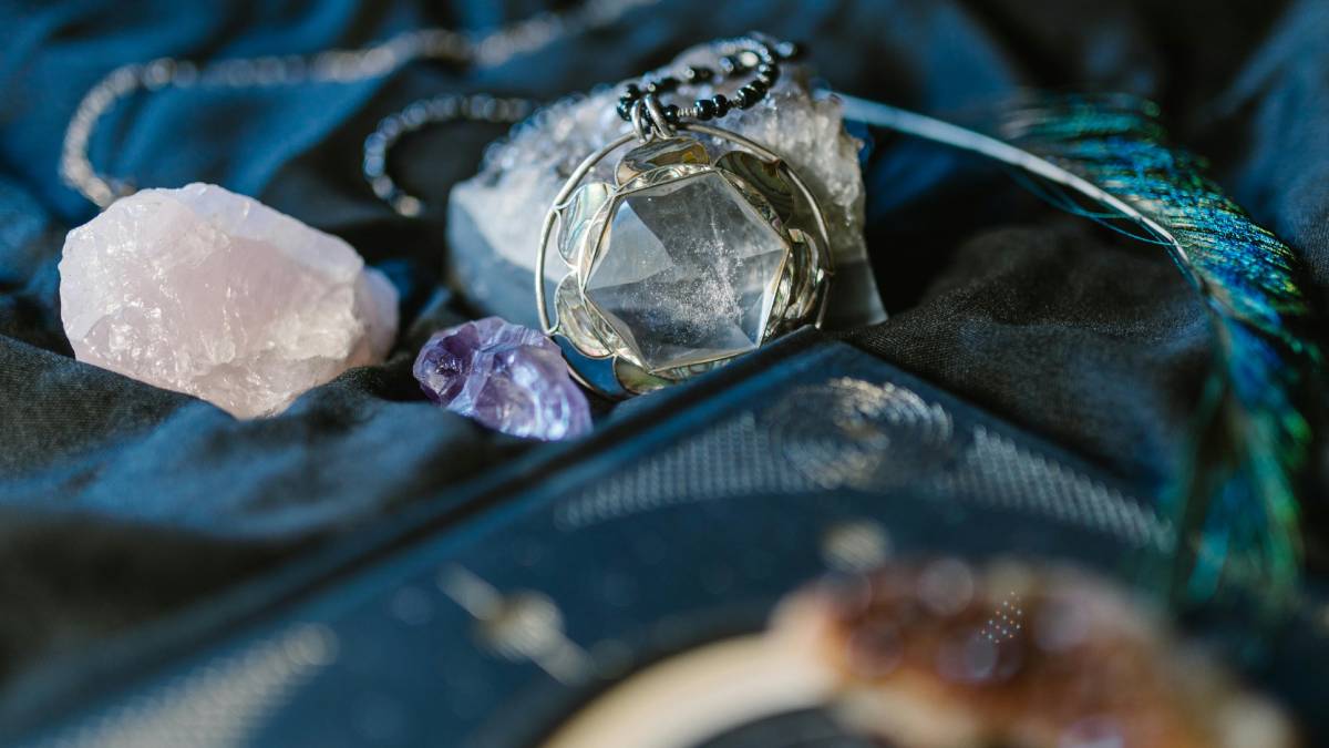O cérebro humano interpreta sinais do ambiente antes mesmo de a mente consciente perceber. (Foto: Pexels)