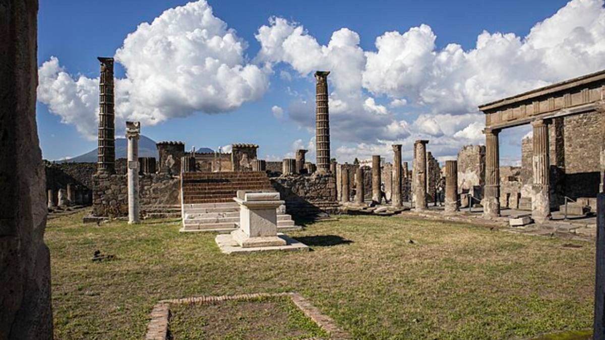 Em 2026, arqueólogos desenterram depósitos de descarte em Roma e Pompeia e fazem uma descoberta surpreendente: (Foto: Cristina Morettini 95/ Wikimedia Commons)