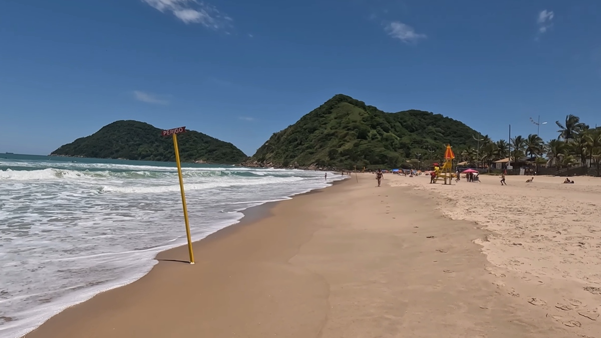 Destino recebeu, pela 16ª vez consecutiva, o selo internacional Bandeira Azul para a temporada 2025/2026, tornando-se a praia mais certificada de toda a América do Sul - (Reprodução/YouTube)