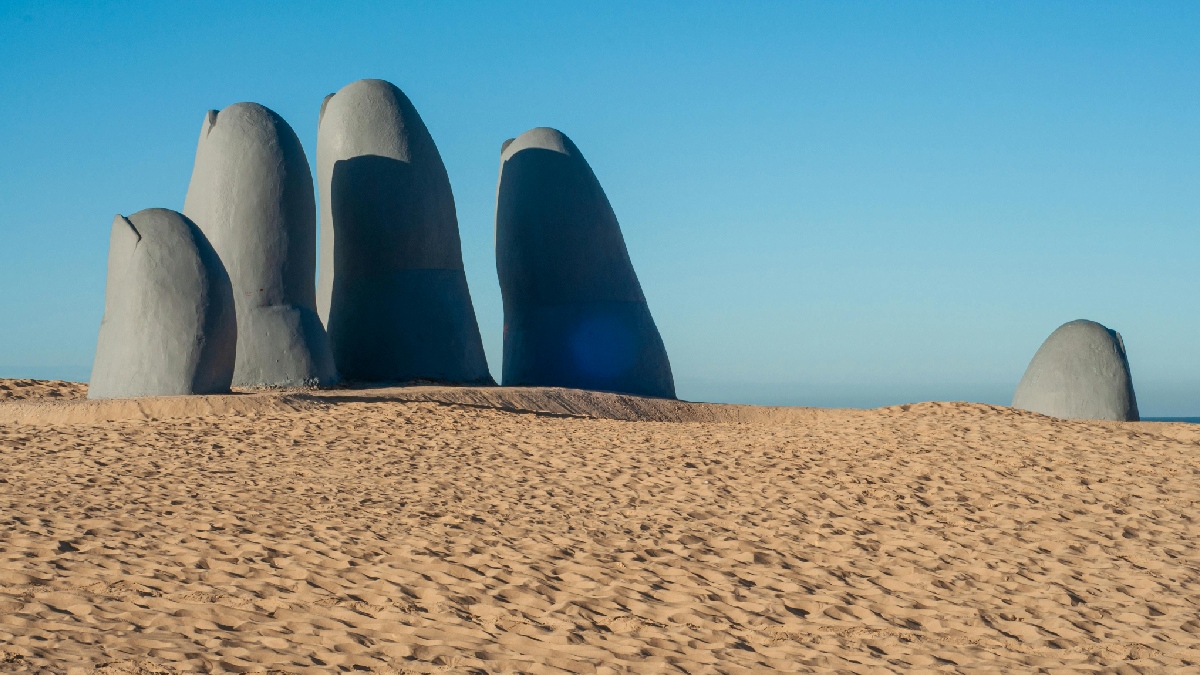 Cidade é famosa por sua dualidade geográfica e social - (Mayumi Maciel/Pexels)