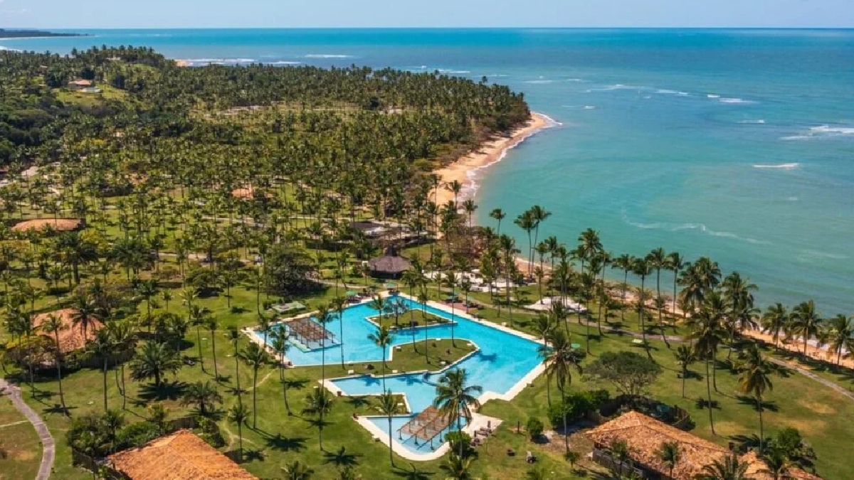 Para encerrar 2025, a influenciadora Virginia Fonseca e o craque Vini Jr. escolheram a sofisticada Reserva Jacumã, em Trancoso, para passar os últimos dias do ano - (Reprodução/Reserva Jacumã)
