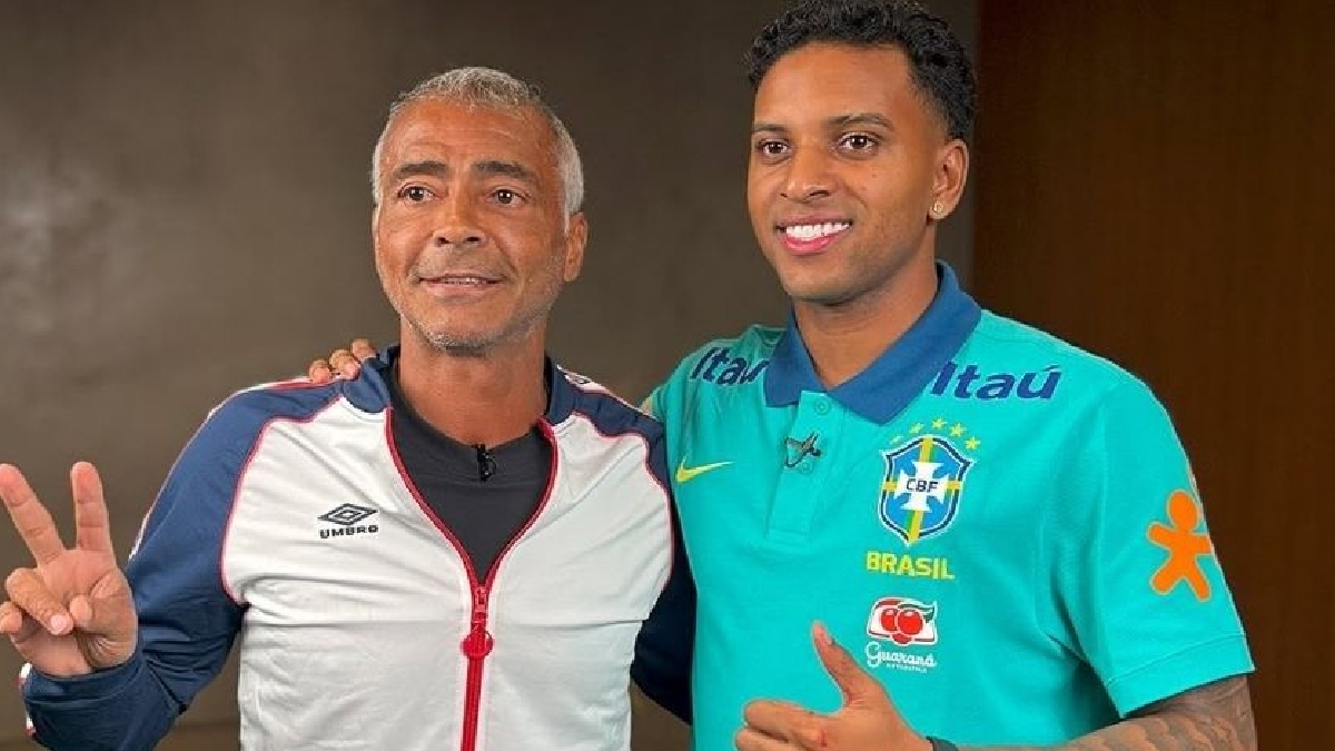 Herói do tetra na Copa de 1994, o baixinho lesionou o joelho às vésperas da Copa de 1998, assim como Rodrygo, lesionado perto da Copa de 2026 - (Divulgação/RomarioTV)