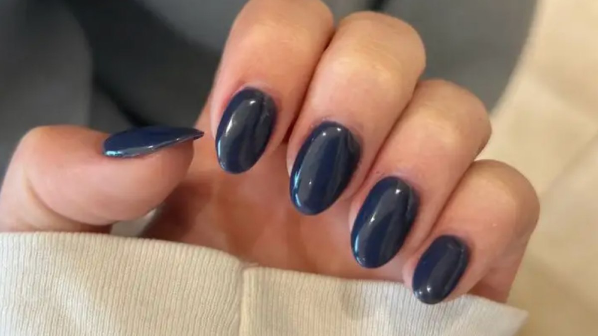 Com a chegada do clima mais ameno, as tendências de beleza acompanham a mudança de estação também nas unhas. Foto: Reprodução/Pinterest