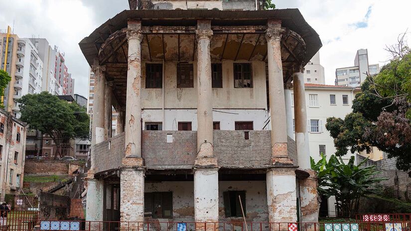 Um refúgio de história no coração da Bela Vista. Construída na década de 1920, a Vila Itororó preserva camadas da memória paulistana em seus 4,5 mil m². . Foto: Mayra Azzi / Acervo Instituto Pedra