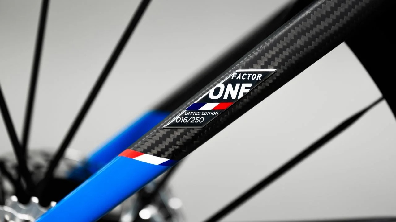 Apenas 250 unidades foram produzidas, tornando a superbike um item exclusivo e de difícil acesso/Divulgação/Bugatti