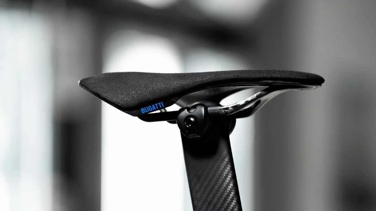 Apenas 250 unidades foram produzidas, tornando a superbike um item exclusivo e de difícil acesso/Divulgação/Bugatti