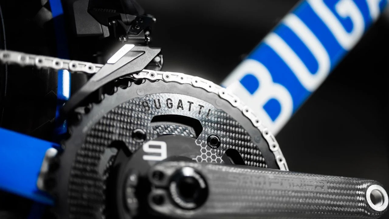 Apenas 250 unidades foram produzidas, tornando a superbike um item exclusivo e de difícil acesso/Divulgação/Bugatti