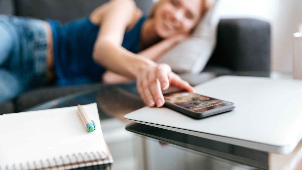 O problema pode estar ligado a configurações do aparelho ou a ajustes do sistema após atualizações recentes do iOS (Fotos: Freepik)