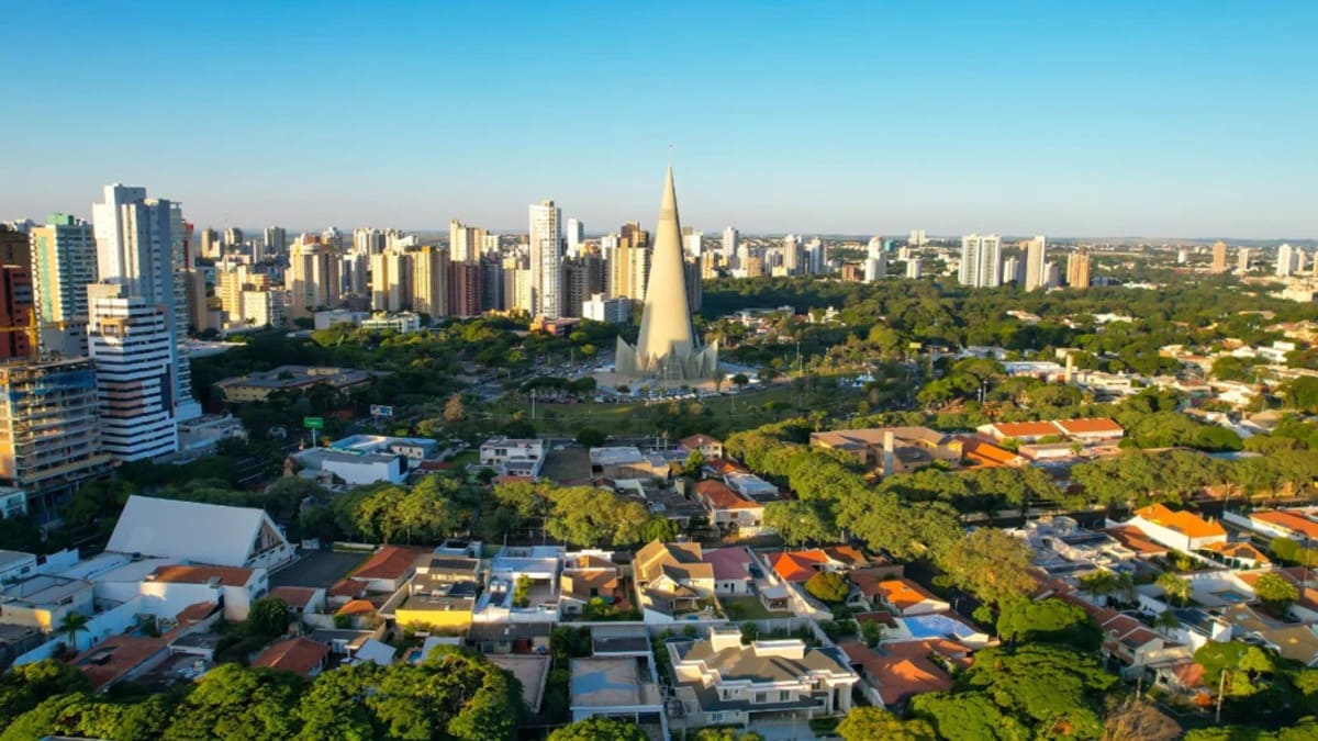 Maringá: Oitava posição, cidade planejada com áreas verdes e excelente qualidade de vida. Prefeitura Municipal de Maringá
