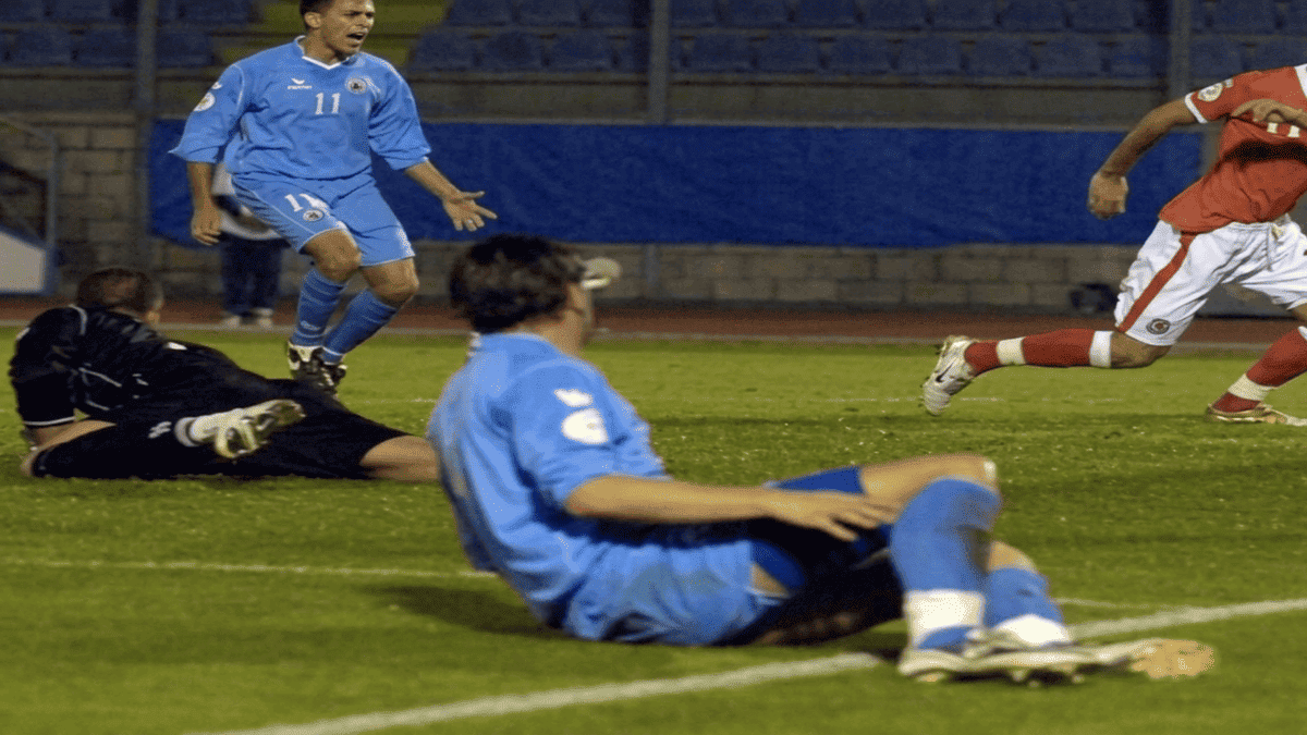 Seleção de San Marino em campo durante competição internacional Reprodução YouTube
