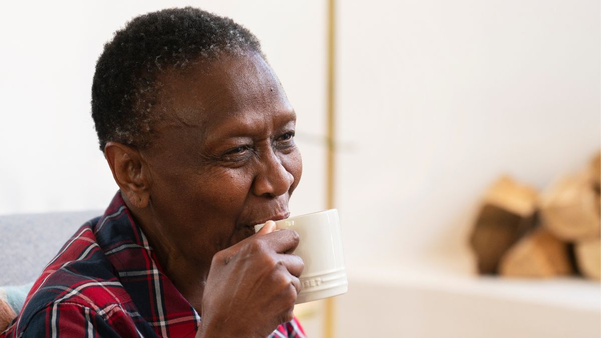 Participantes com maior estímulo mental tiveram diagnóstico de Alzheimer, em média, em idade mais avançada (Foto: Pexels)