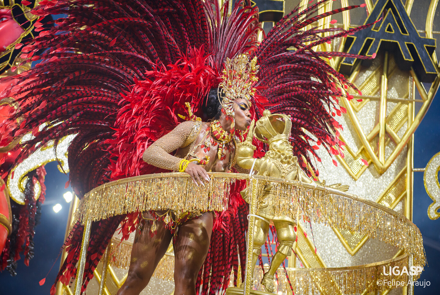 Desfile campeão da Mocidade Alegre no Anhembi neste ano.