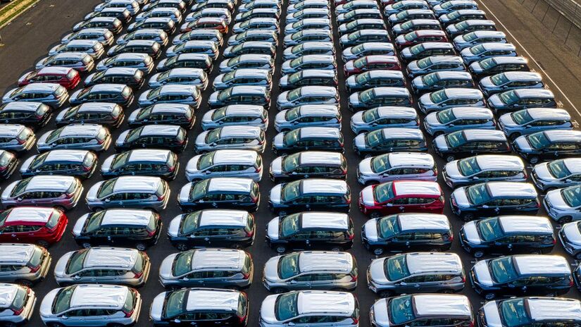 Justificativa técnica: especialistas que defendem a PEC argumentam que o imposto baseado no peso compensa o maior dano causado por veículos pesados à infraestrutura urbana e às emissões de carbono (Foto: Tom Fisk)