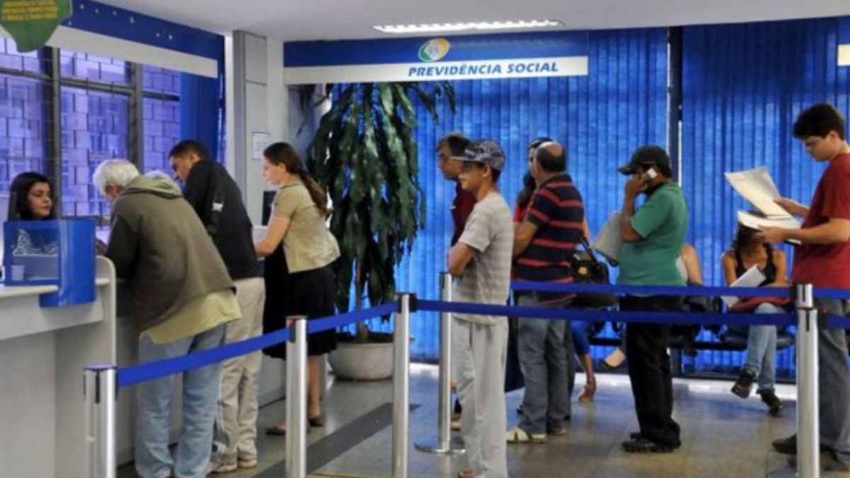O debate no Congresso Nacional sobre o PL 2.779/2023 traz a expectativa de mudanças para quem depende dos benefícios previdenciários no dia a dia. Antonio Cruz/Agência Brasil