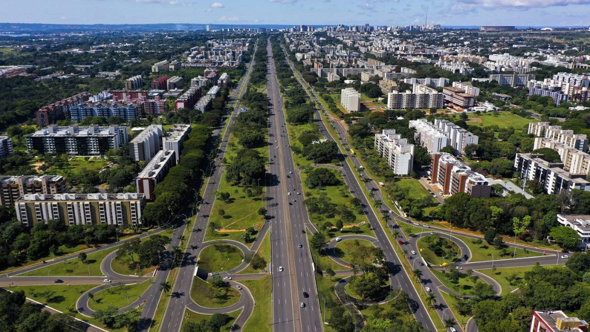 As imagens mostram uma realidade marcada por avanços econômicos e desafios sociais lado a lado (Foto: Agência Brasil)
