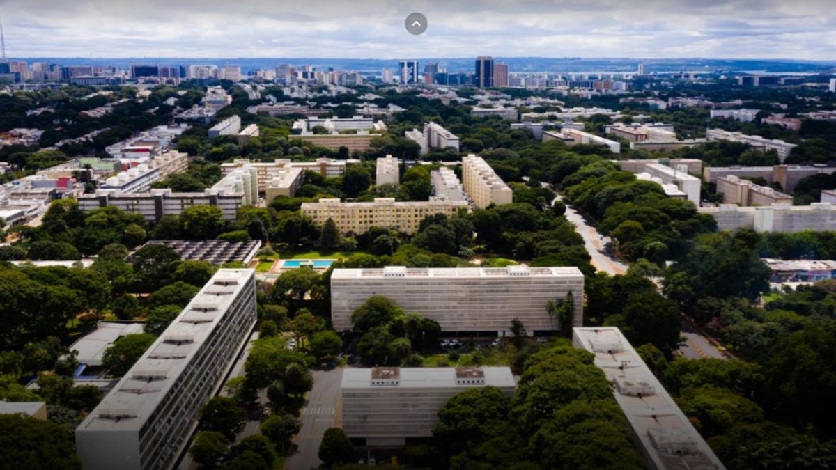 A paisagem urbana revela que alta renda não significa igualdade de condições para todos. (Foto: Google Arts Culture)