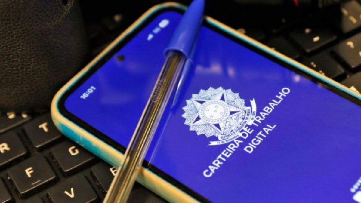Novas diretrizes aprovadas em 2025 alteram regras de elegibilidade registradas na carteira digital. Bruno Peres/Agência Brasil
