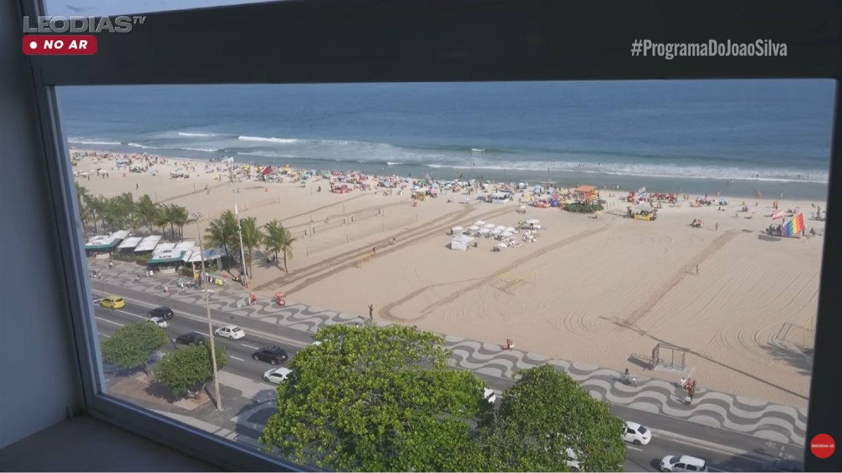 Narcisa vivia no edifício ao lado do Copacabana Palace, com vista para a praia