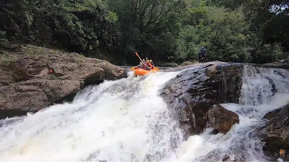 A Cratera de Colônia é um dos pontos mais curiosos e raros do ecoturismo paulistano