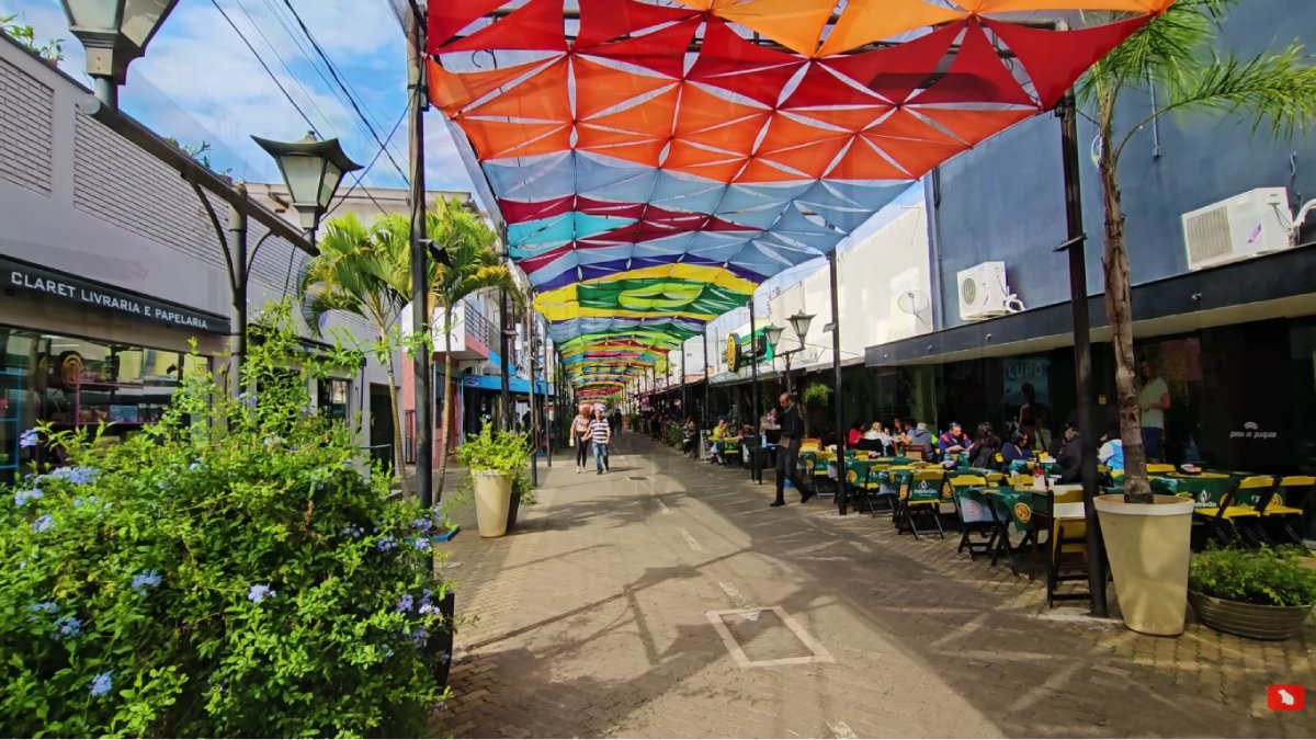 Águas de São Pedro, no interior de São Paulo, é a segunda menor cidade do Brasil em extensão territorial e chama atenção pelos baixos índices de criminalidade