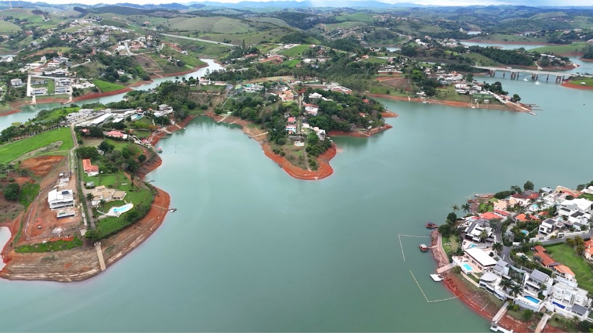 Entre memória e paisagem, Igaratá mantém viva uma história que ainda emerge sob suas águas (Fotos: Reprodução/Youtube)