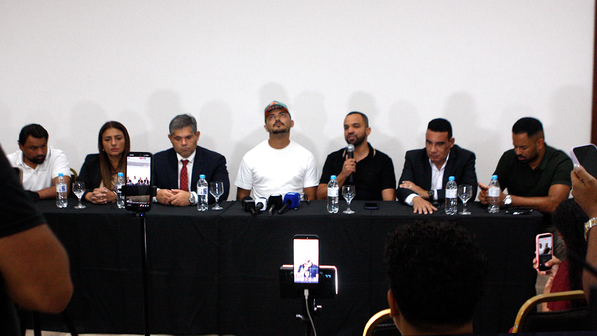 Ex-prefeito de Embu das Artes e pré-candidato a deputado federal Ney Santos foi internado nesta terça-feira (14) após receber diagnóstico de câncer no pâncreas.