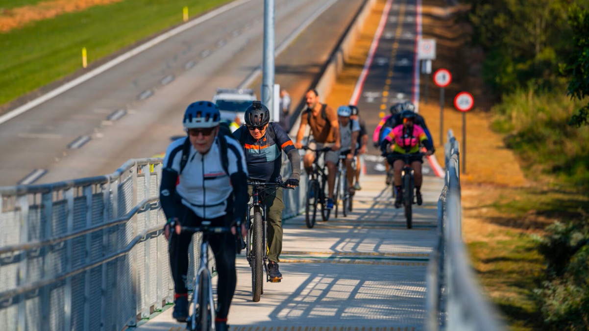 Parte da rota que passa paralelamente à rodovia dos Imigrantes