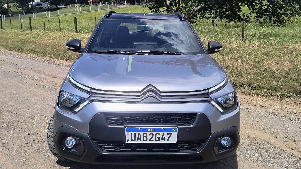 No C3 XTR, que utiliza o propulsor 1.0 Firefly aspirado, a história de "carro com pretensões aventureiras" é só "para inglês ver"/Divulgação
