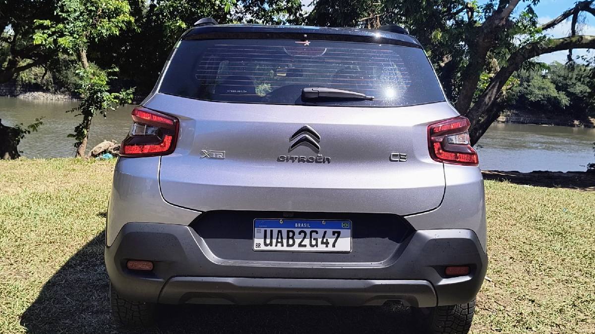 No C3 XTR, que utiliza o propulsor 1.0 Firefly aspirado, a história de "carro com pretensões aventureiras" é só "para inglês ver"/Divulgação