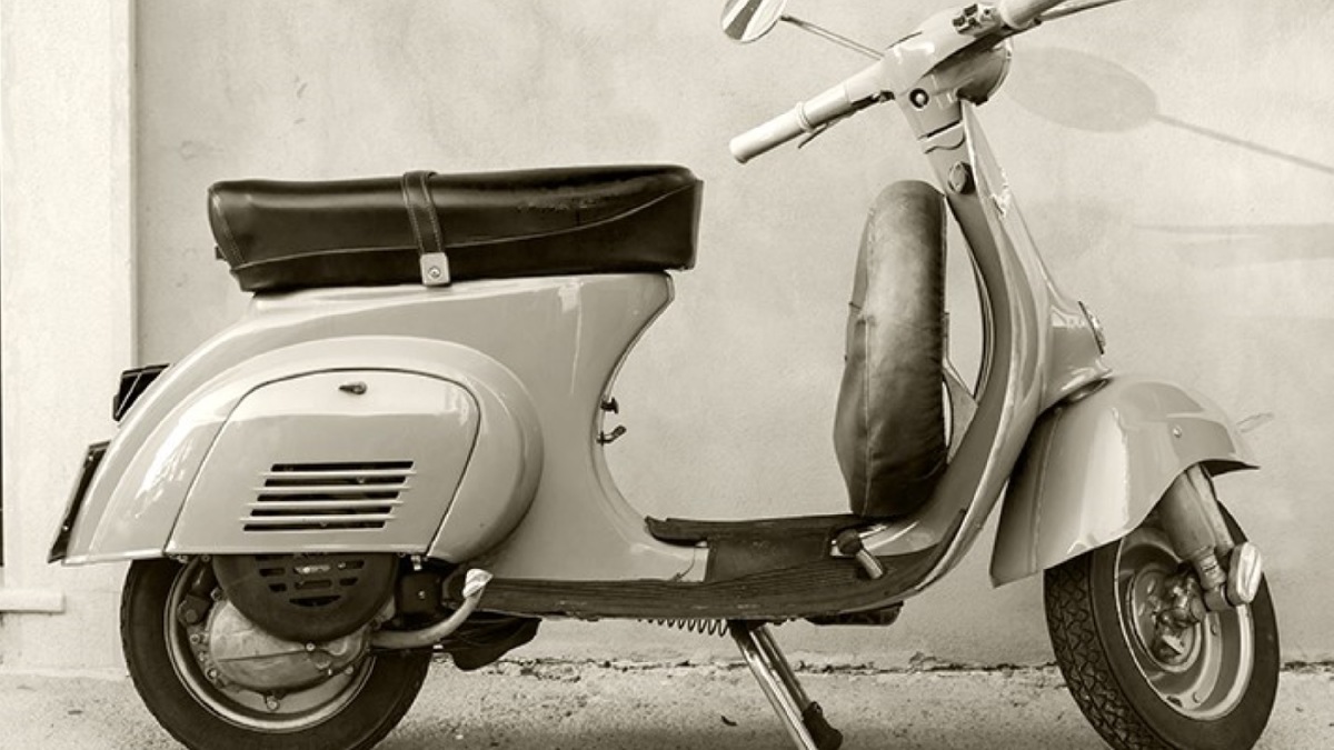 A história da Vespa nasceu da necessidade de mobilidade básica na Itália do pós-guerra/Divulgação