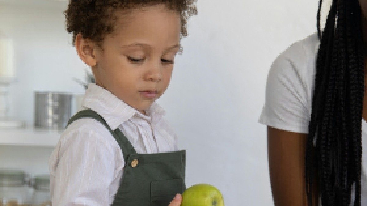 Em LazyTown, frutas e verduras viraram "sports candy", um dos símbolos mais conhecidos da série (Foto: KATRIN BOLOVTSOVA / Pexels)