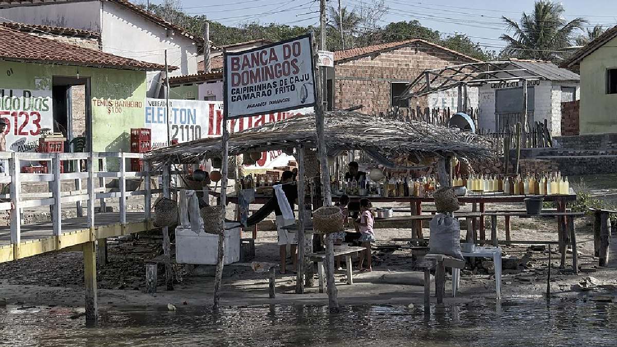 Barraca no Povoado dos Mandacarus (Foto: Otávio Nogueira / Wikimedia Commons)