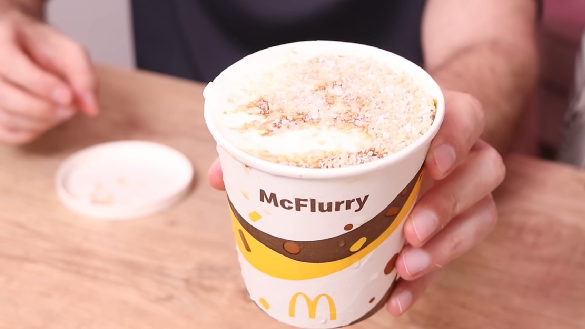 McFlurry Brasil custa cerca de R$ 23,00 e o McShake Brasil R$ 22,90, dependendo da localidade (Fotos: Reprodução / YouTube / Cool Marina)