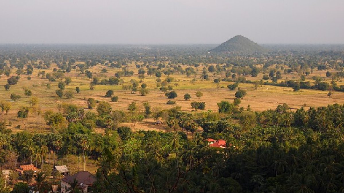 A província de Battambang fica no noroeste do Camboja e reúne áreas rurais próximas à região onde a Maddox Foundation passou a atuar (Foto: Paul Arps / Wikimedia Commons)
